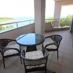 Menada In Vris * צרבו