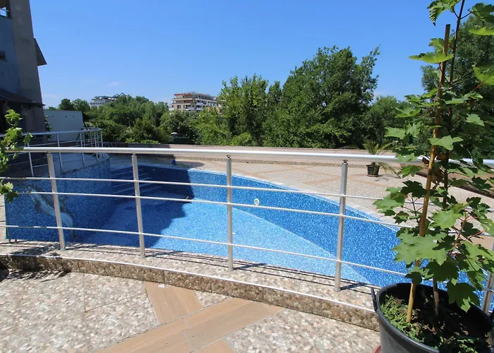 Menada In Vris アパート *