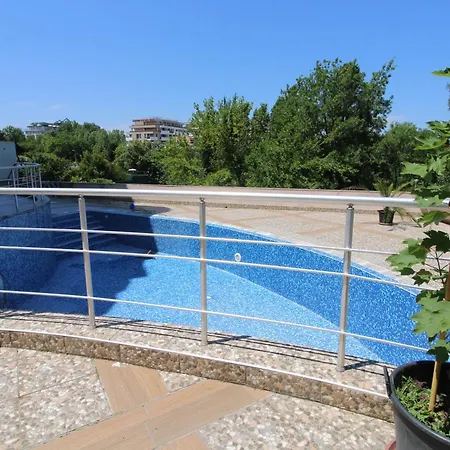 Menada In Vris Appartamento *